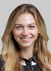 Alexandra Puszczynski 